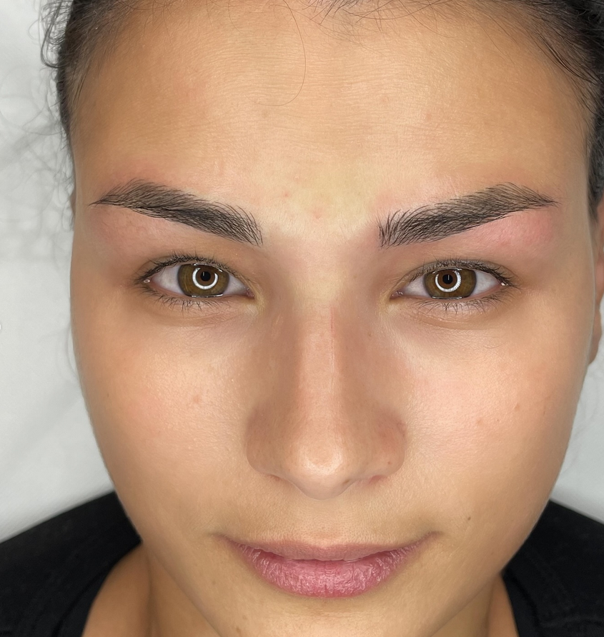 Natural looking eyebrows